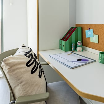 Gold En Suite - Image 4